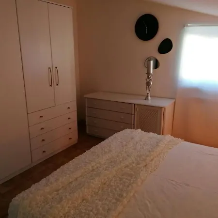 Bramante-12 Apartment *